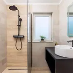 La Vie With Private Pool