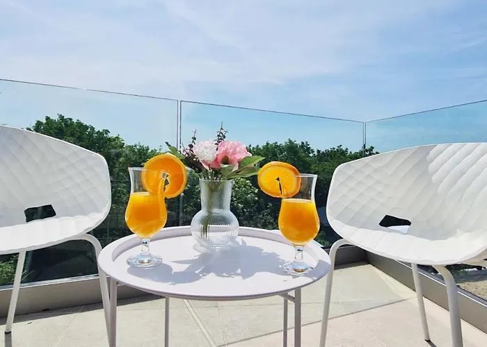 Villa La Vie With Private Pool *