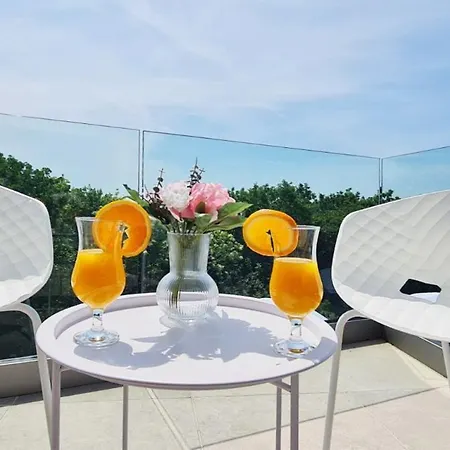 فيلة La Vie With Private Pool *
