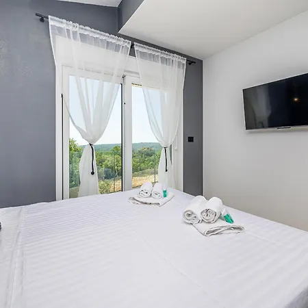 La Vie With Private Pool * Garica